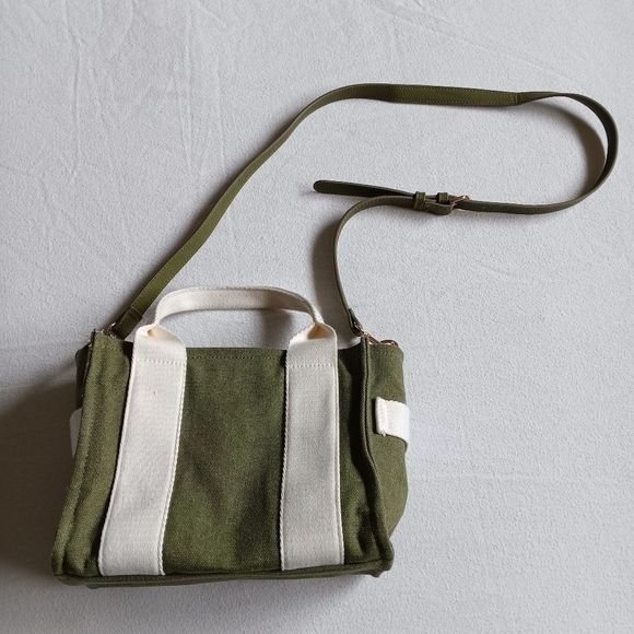 Universal Thread Green and White Tote Bag with Adjustable Strap - Picture 14 of 14